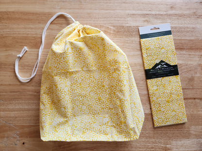 Yellow Daisy Bloom Sourdough Bread Storage Set | XL Beeswax Wrap + Cotton Bread Bag | Keep Bread Fresh Longer